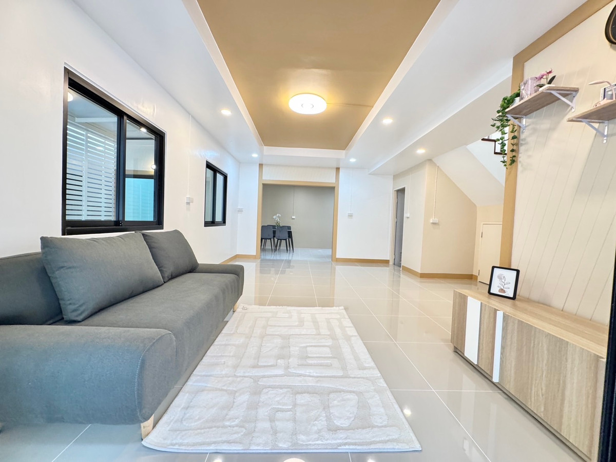 ขายนนทบุรี บางใหญ่ บางบัวทอง : ขายบ้านแฝดพฤกษา 19 วัดลาดปลาดุก 35 ตร.ว. หน้ากว้าง 10 ม. จอดรถ 3 คัน ฟรีโอน