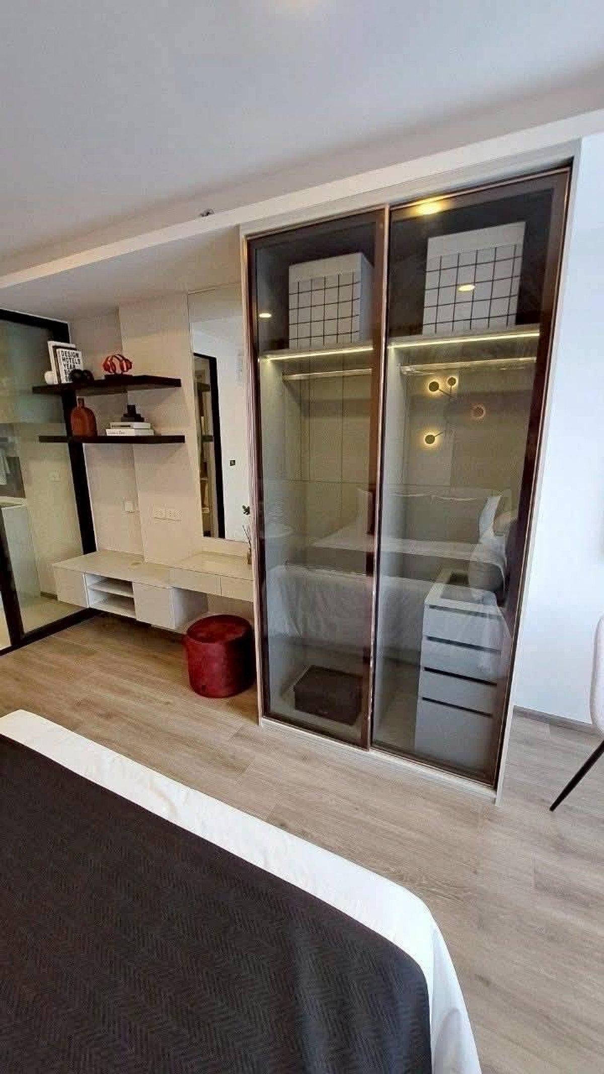 For RentCondoRatchadapisek, Huaikwang, Suttisan : ✅ SHB109 ✅ Line : @p2nproperty