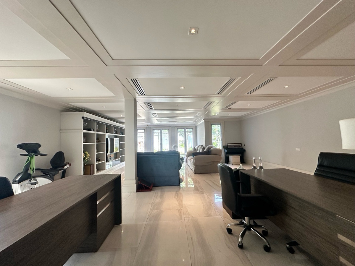 For RentHouseChaengwatana, Muangthong : Golden opportunity‼️ Open for rent, luxury house Location: Muang Thong Thani, Soi Project 5, Impact Chaengwattana, Pink Line MRT, IMPACT Station.