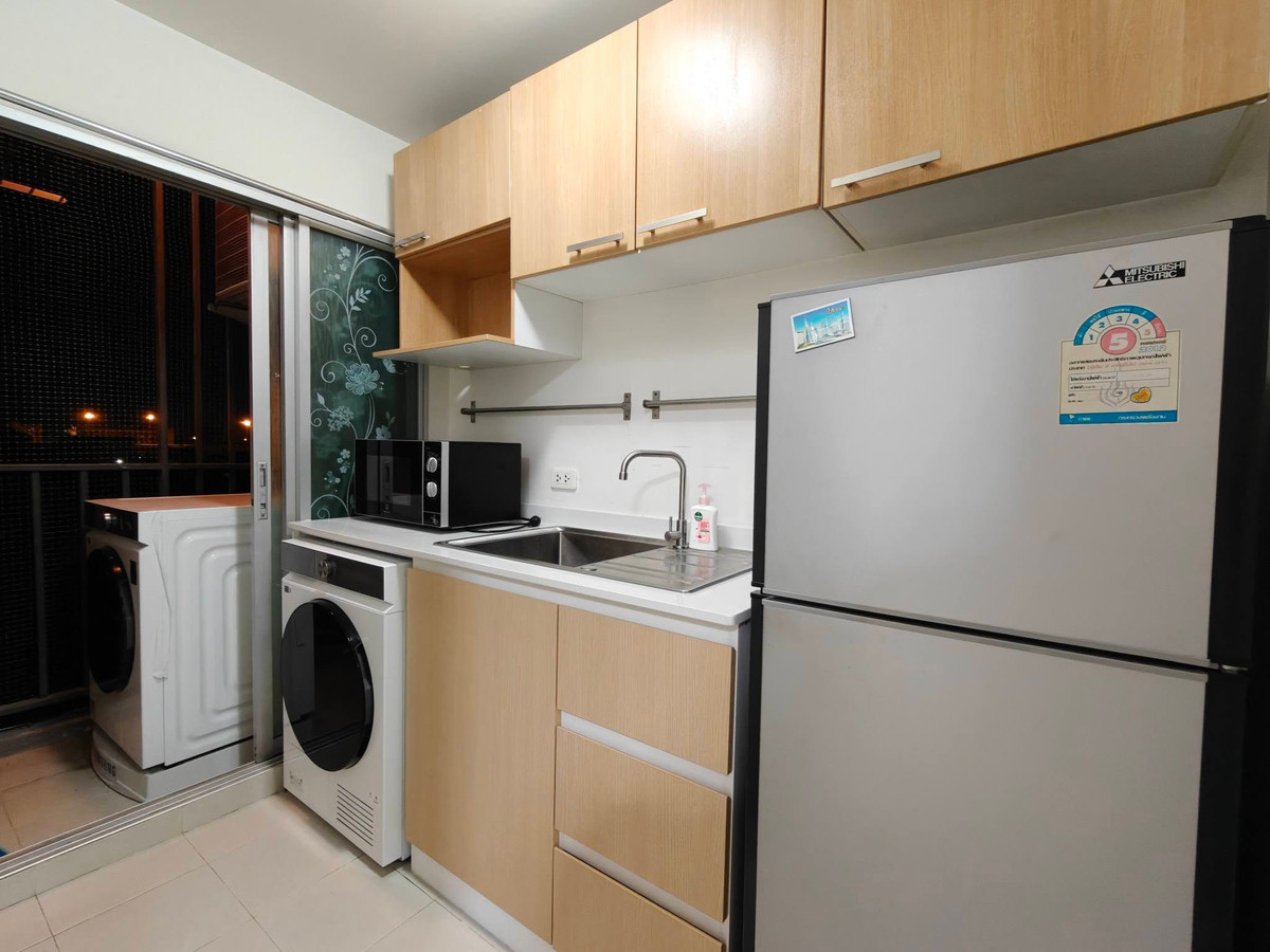 For RentCondoNawamin, Ramindra : Beautiful room, good location, cute price. Hurry and reserve before it's gone ‼️ For rent DCONDO RAMINDRA, nice condo, good atmosphere, fully decorated room, furniture + complete electrical appliances. Ready to move in immediately.