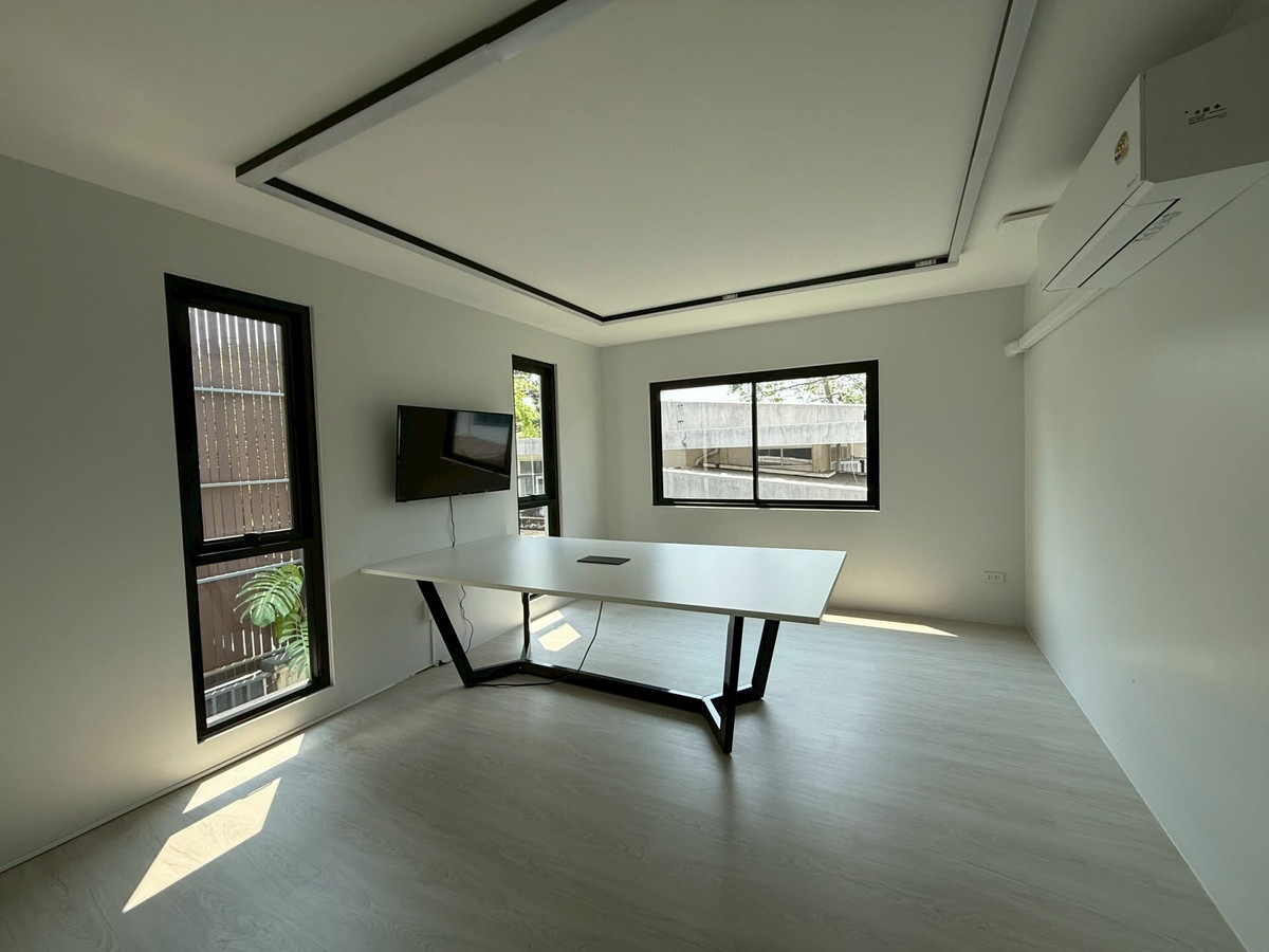 ให้เช่าโฮมออฟฟิศสุขุมวิท อโศก ทองหล่อ : Home Office For Rent! – ให้เช่าโฮมออฟฟิศ 2 ชั้น 400sq.m. ทำเลทองหล่อ 25 จดทะเบียนบริษัทได้ ที่จอดรถ 7–8 คัน