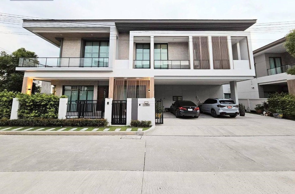 บ้านปทุมธานี รังสิต ธรรมศาสตร์ : P0620/คฤหาสน์หรู Bangkok Boulevard วิภาวดี–พหล พื้นที่ใหญ่ ฟังก์ชันครบ