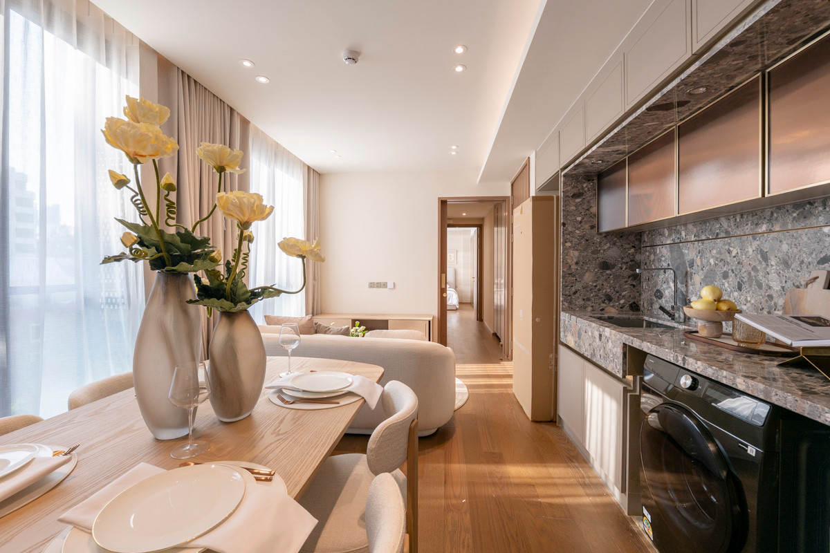 For RentCondoSukhumvit, Asoke, Thonglor : 🔥𝘽𝙚 𝙩𝙝𝙚 𝙛𝙞𝙧𝙨𝙩 𝙩𝙤 𝙧𝙚𝙣𝙩🔥 𝗩𝗜𝗔 𝟯𝟰 Condo, large room Pets allowed🐾 Newest, near BTS Thonglor.