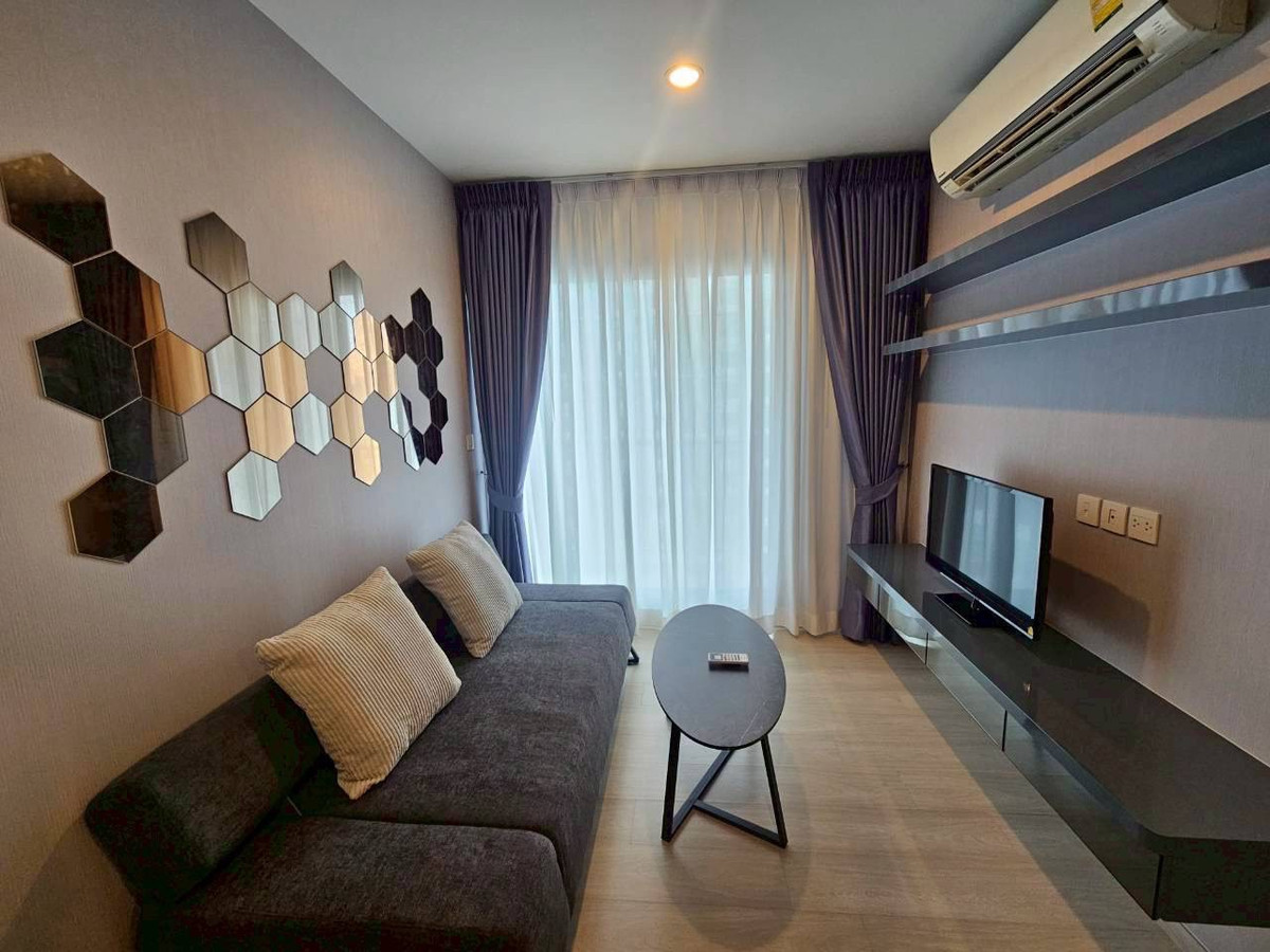 คอนโดพระราม 9 เพชรบุรีตัดใหม่ RCA : 95691 - ขาย / ให้เช่า คอนโด Life Asoke ห้องใหม่ ชั้น 22 ตึกเหนือ ห้องสวย ตกแต่งใหม่ ไม่เคยปล่อยเช่า