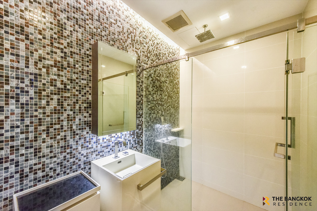 ขายคอนโดบางซื่อ วงศ์สว่าง เตาปูน : ใช้ชีวิตบนโค้งน้ำเจ้าพระยาที่สวยที่สุด... ที่นี่ 333 Riversides BY:Tiger 