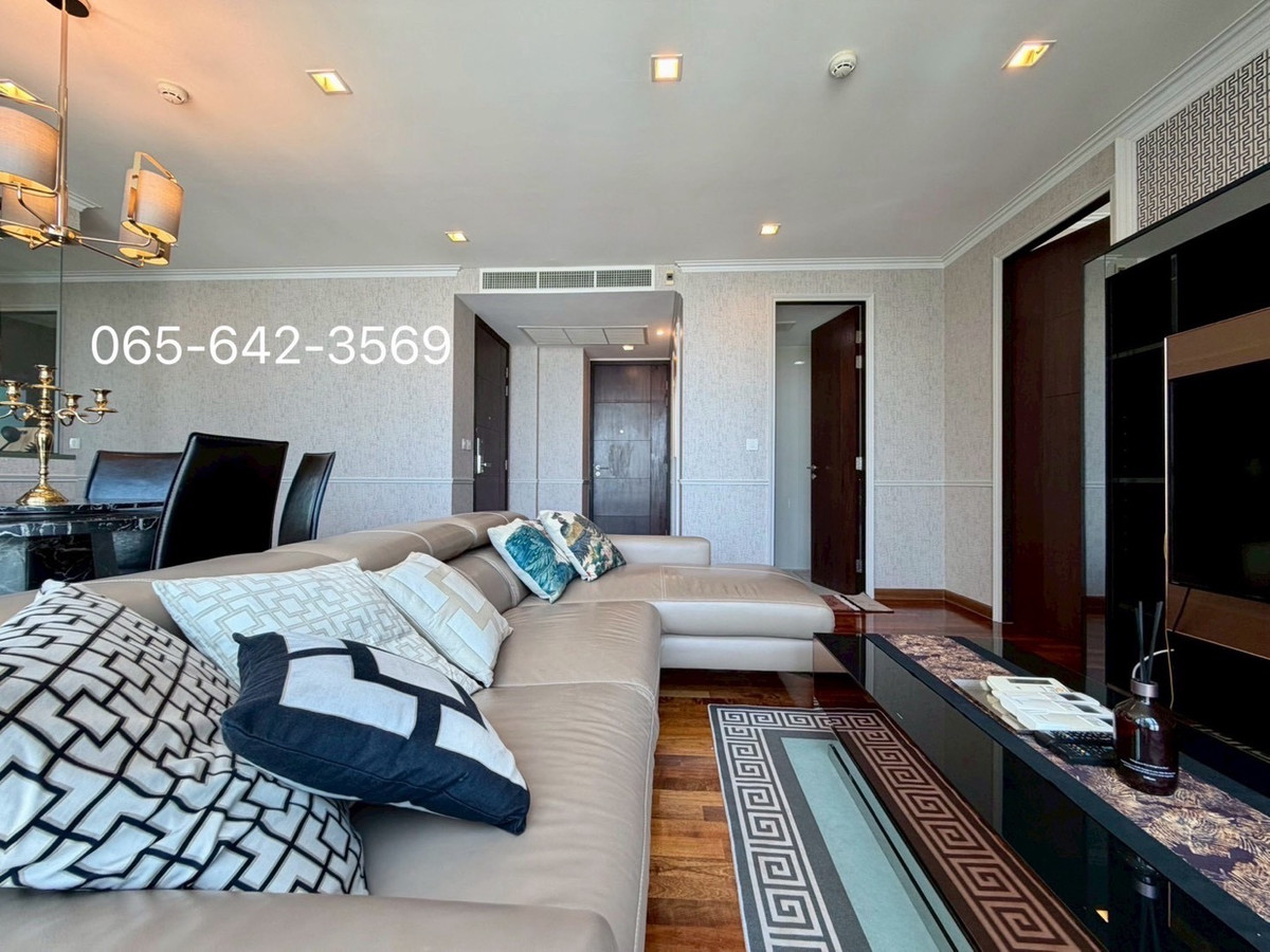 For RentCondoRatchathewi,Phayathai : For rent, Wish Signature Midtown Siam, 3 bedrooms, 2 bathrooms, 1powder room, 92 sq m, Sra Pathum Palace view + city view 📲 Contact 065-642-3569
FOR RENT WISH SIGNATURE MIDTOWN SIAM 3Bedrooms 2Bathroom 1Powder room 92sq.m Best Views Call📲065-642-3569