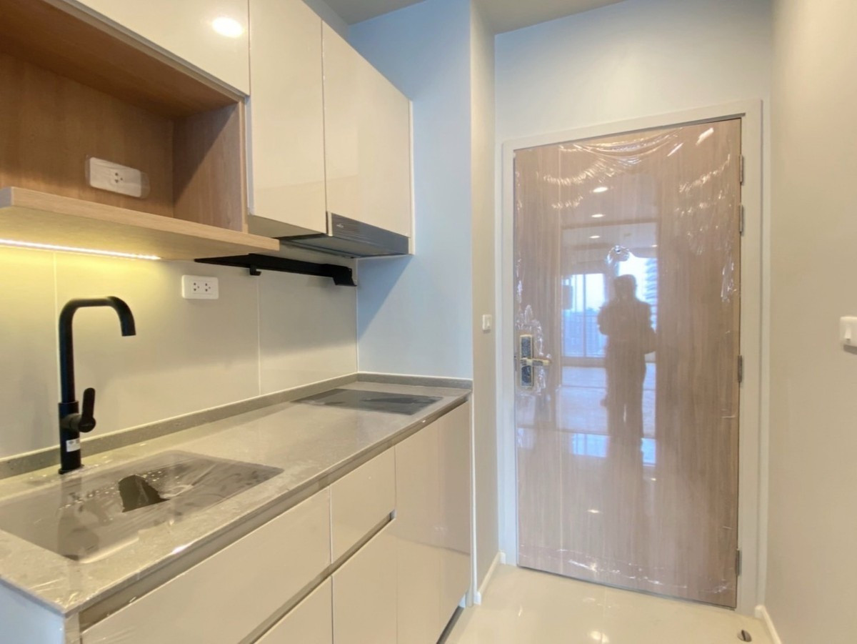 For SaleCondoSukhumvit, Asoke, Thonglor : Condominium for sale Culture Thonglor, 18th floor, new condo, near BTS Thonglor, only 250 meters (N.2050)