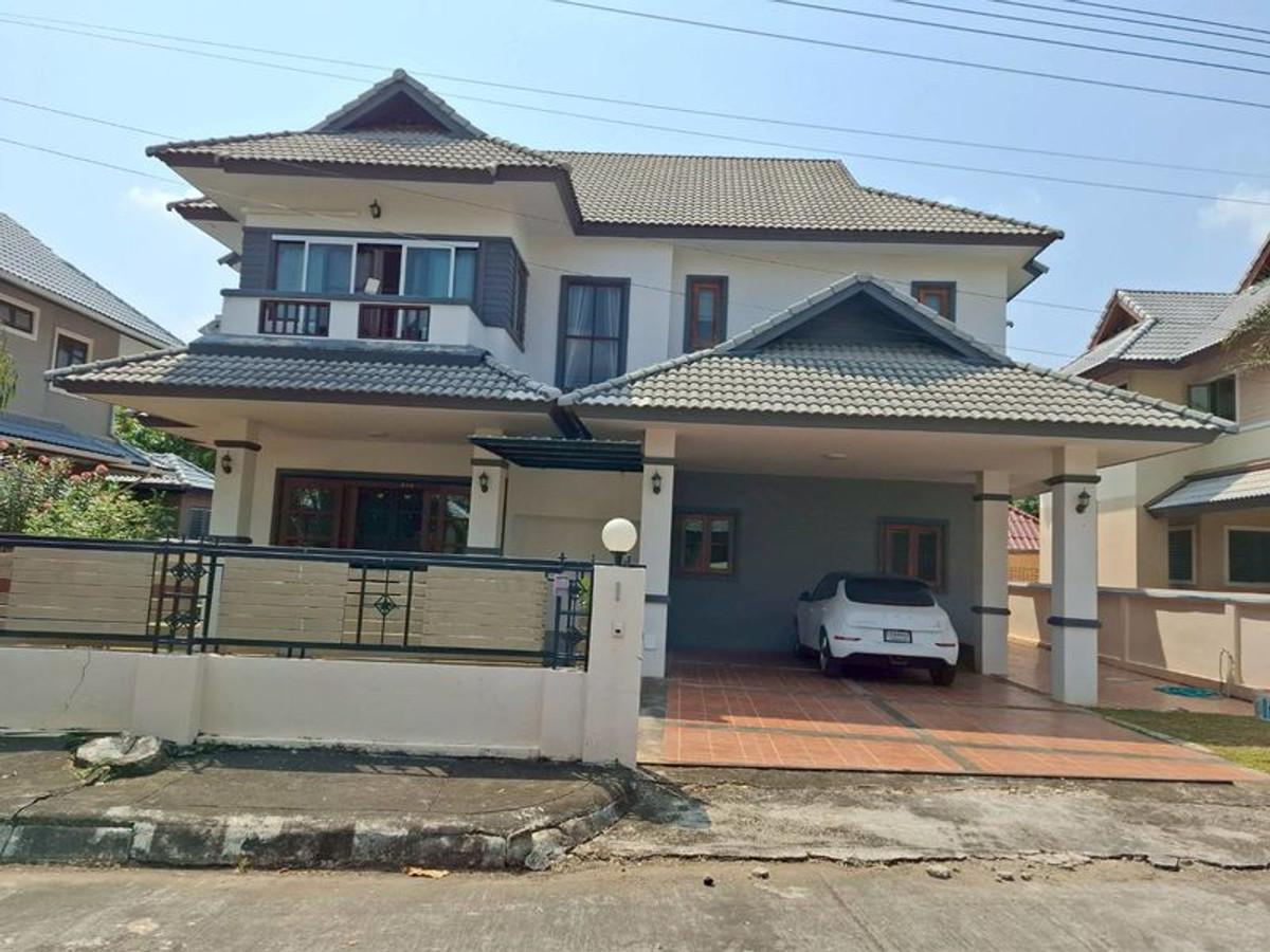 ให้เช่าบ้านเชียงใหม่ : 🏡 บ้านให้เช่า ใกล้แยกสนามบินเชียงใหม่ | 3 ห้องนอน + ห้องทำงาน