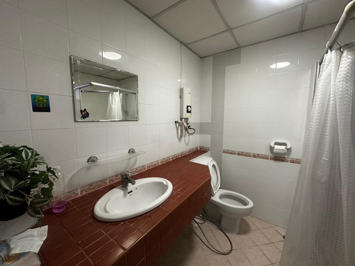 For RentCondoSukhumvit, Asoke, Thonglor : 💎RARE FIND! 3BR For Rent at Taiping Tower Ekkamai 
For rent: Taiping Tower, 3 bedrooms + separate maids room.