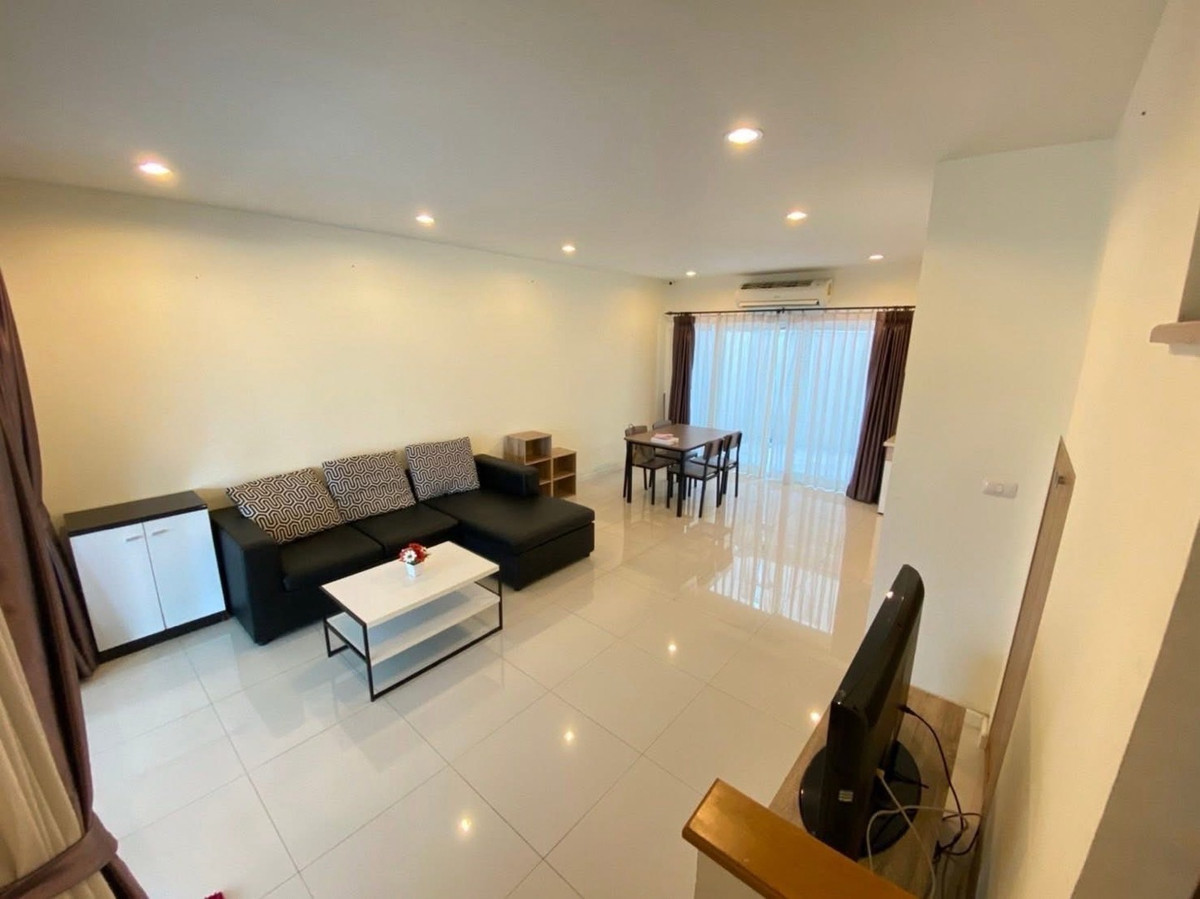 ให้เช่าทาวน์โฮมพัฒนาการ ศรีนครินทร์ : ให้เช่า ทาวน์โฮม 3 ชั้น 20.10 ตร.วา หน้ากว้าง 5.5 ตร.ม 3ห้องนอน 3ห้องน้ำ พาทิโอ พัฒนาการ 38 🔥 รับสัตว์เลี้ยง🐱💰 30,000 บาท/เดือน 