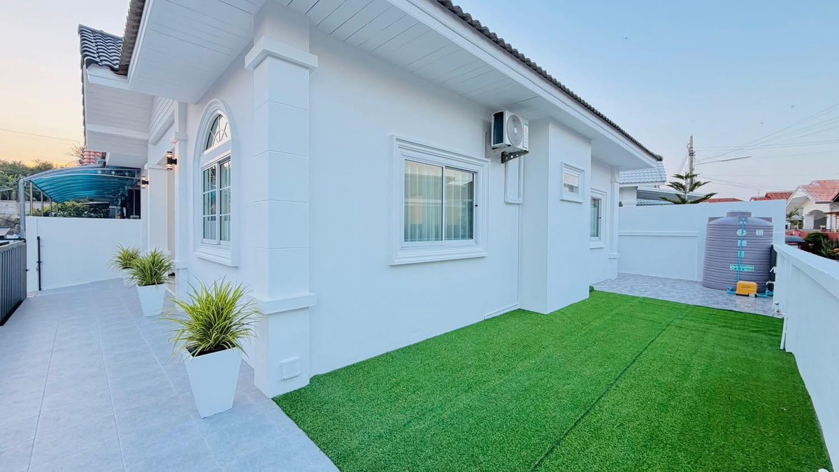 For SaleHousePattaya, Bangsaen, Chonburi : Classic Home 4 / 3 Bedrooms (For Sale), Classic Home 4 / 3 Bedrooms (FOR SALE) BEWN138