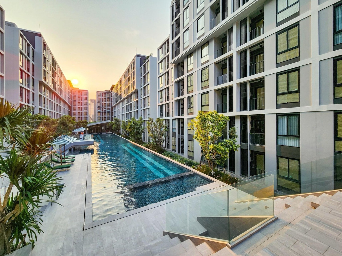 ให้เช่าคอนโดปทุมธานี รังสิต ธรรมศาสตร์ : [ให้เช่า] คอนโด 𝗡𝘂𝗲 𝗖𝗿𝗼𝘀𝘀 คูคต 🚇 ติด BTS สายสีเขียว สถานีคูคต พร้อมเข้าอยู่!!