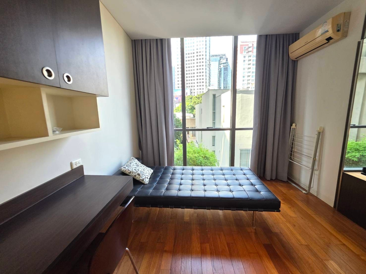 คอนโดสุขุมวิท อโศก ทองหล่อ : Domus Sukhumvit 16: 2+1 bed 3bath 167sqm. Sell: 45,000,000 Rent: 110,000/mth. Am: 0656199198