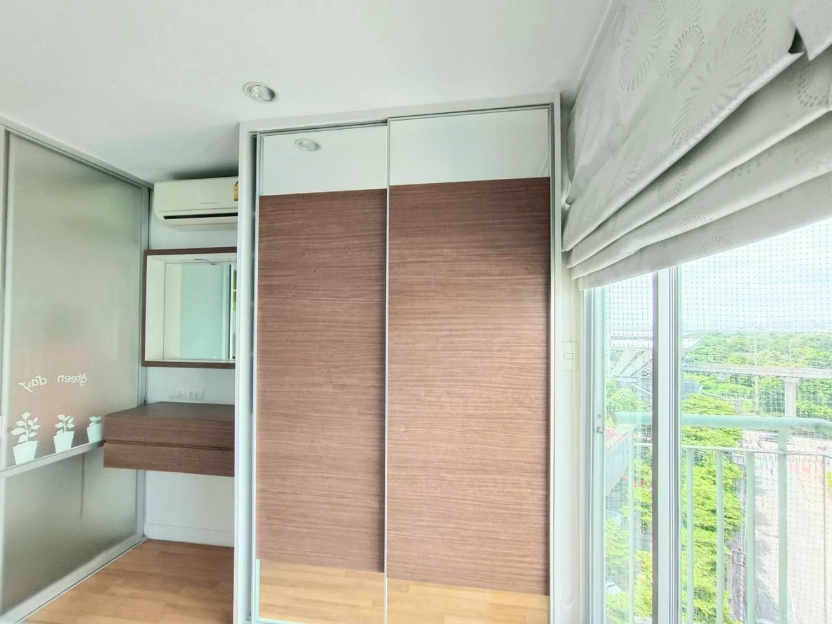 ขายคอนโดนวมินทร์ รามอินทรา : (รหัส S5489) ขายคอนโด โครงการ Lumpini Place Ramindra - Laksi : ลุมพินี เพลส รามอินทรา - หลักสี่ // คอนโดทำเลดี ตรงข้ามเซ็นทรัล ใกล้ MRT เพียง 200 ม.