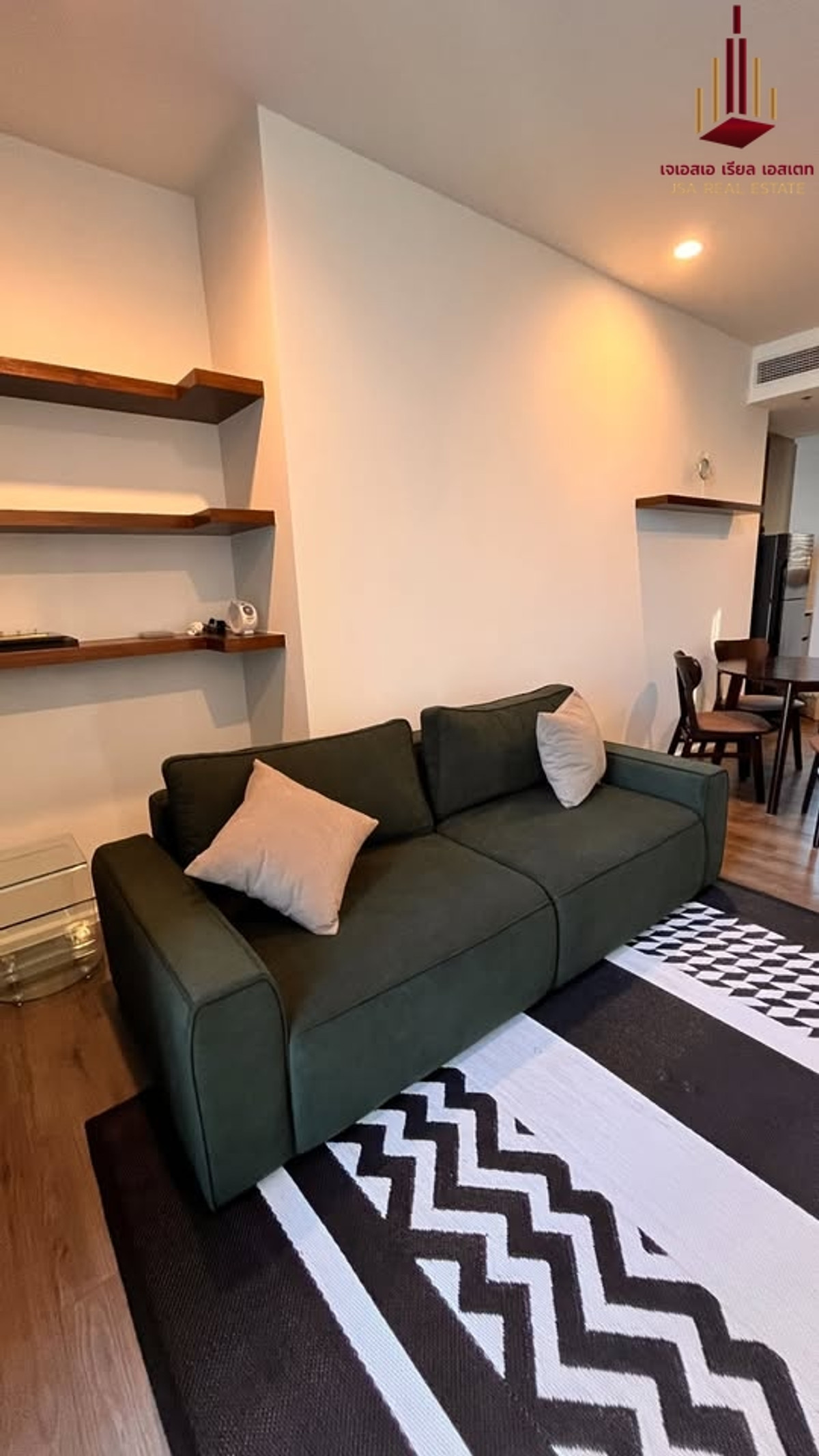 ให้เช่าคอนโดอ่อนนุช อุดมสุข : ✨ For Rent: Whizdom Essence Condo ✨  💰 Only 26,000 THB/month