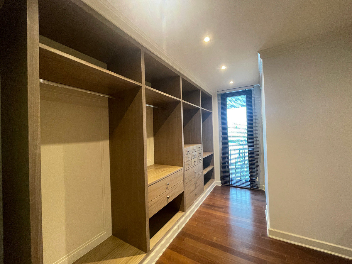 For SaleCondoSathorn, Narathiwat : 🏡 Luxury Condo with private pool for Sale at Baan Lux Sathorn | 3 Bedrooms 4 Bathrooms | 360 SQ.M. | Near Sathorn & Rama 4