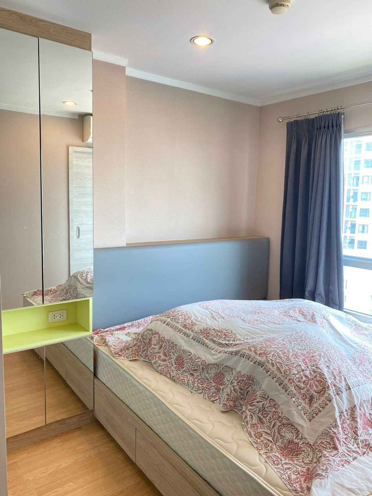 ขายคอนโดพัฒนาการ ศรีนครินทร์ : 2K020469 - ขาย คอนโด ลุมพินี เพลส ศรีนครินทร์-หัวหมาก สเตชั่น ตึก B ชั้น 12 (Sell Condo Lumpini Place Srinakarin - Huamak Station)