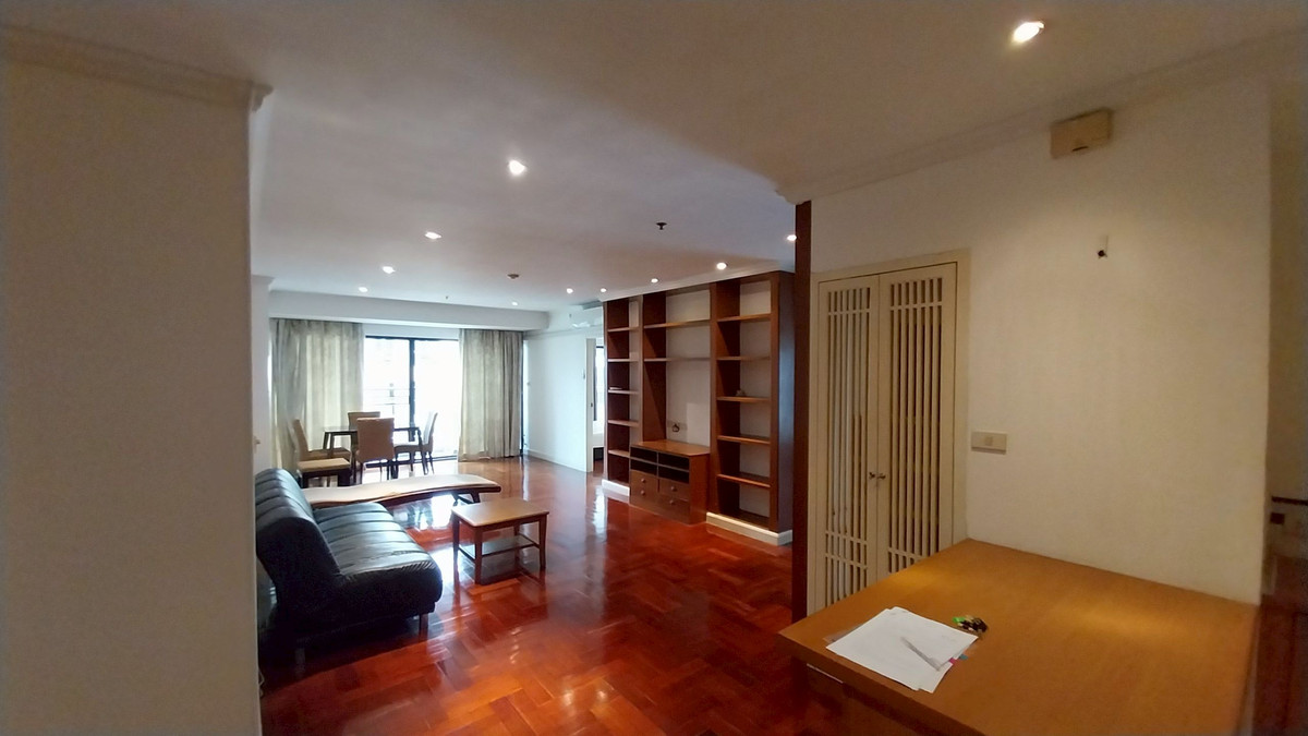 ขายคอนโดนานา : 🔥ขายด่วน🔥คอนโด Liberty Park2 >> สุขุมวิท 11 ใกล้ BTS นานา 123.19 ตร.ม. 2 ห้องนอน 2 ห้องน้ำ เฟอร์นิเจอร์ครบ 📢 ราคา 8,900,000 บาท