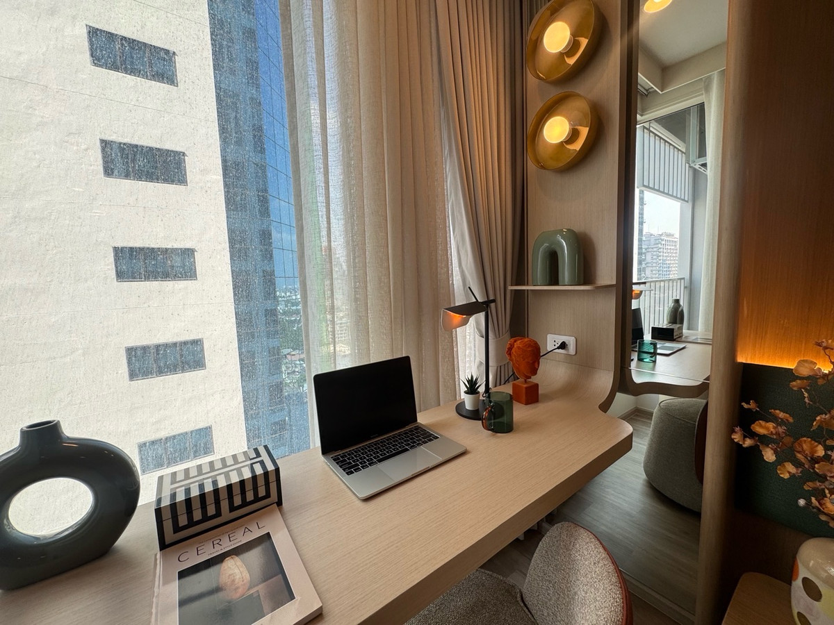 ขายคอนโดสุขุมวิท อโศก ทองหล่อ : ✨ Culture Thonglor 🚆 Only 250 meters from BTS Thonglor – easy walk!
🛏 Studio📏 26 sq.m.💰 Price: 3.99 MB
☎️Phat 064-642-8664