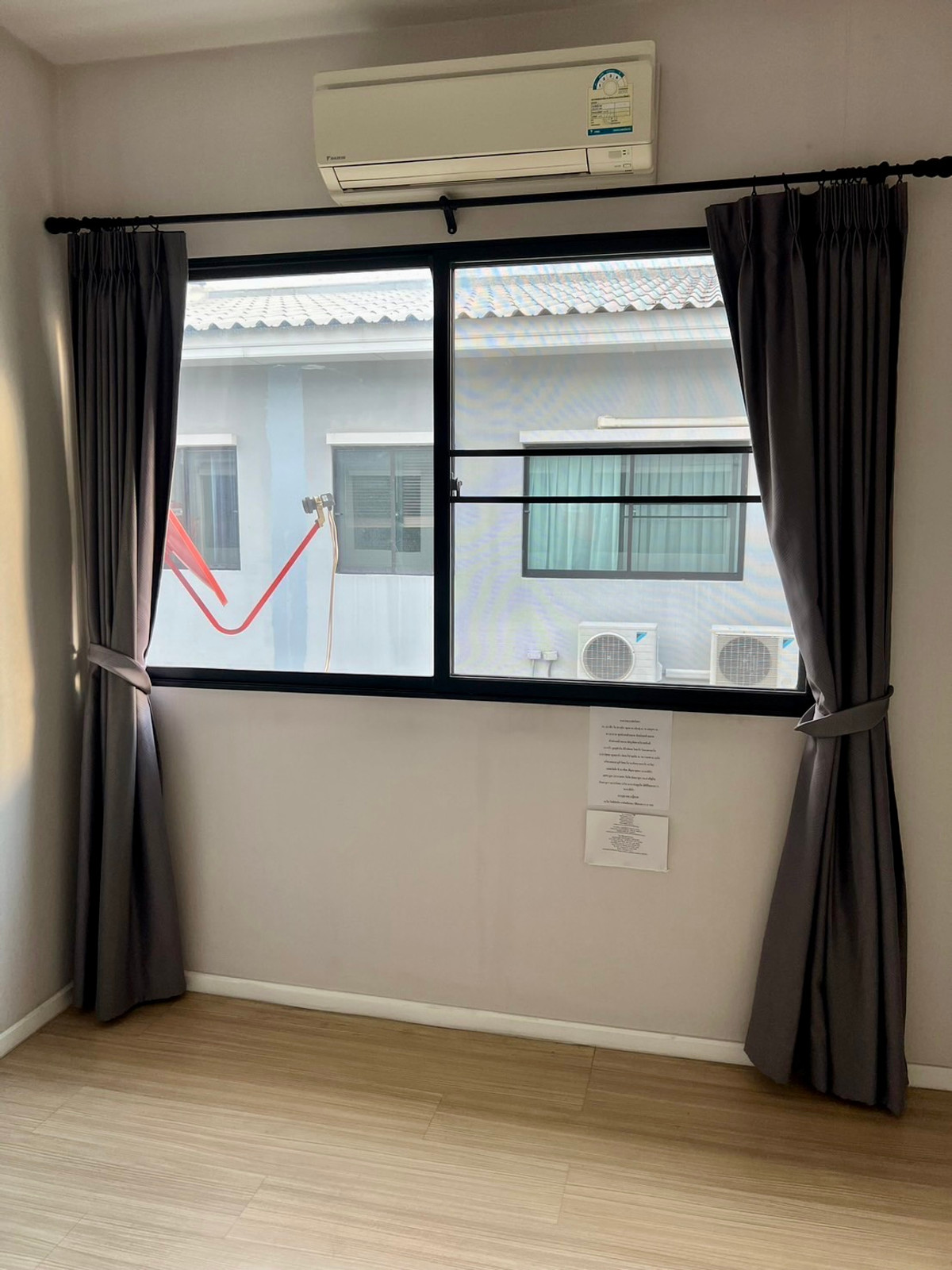 For SaleTownhomeChaengwatana, Muangthong : Baan Klang Muang Ngamwongwan / 3 Bedrooms (FOR SALE) BNS045