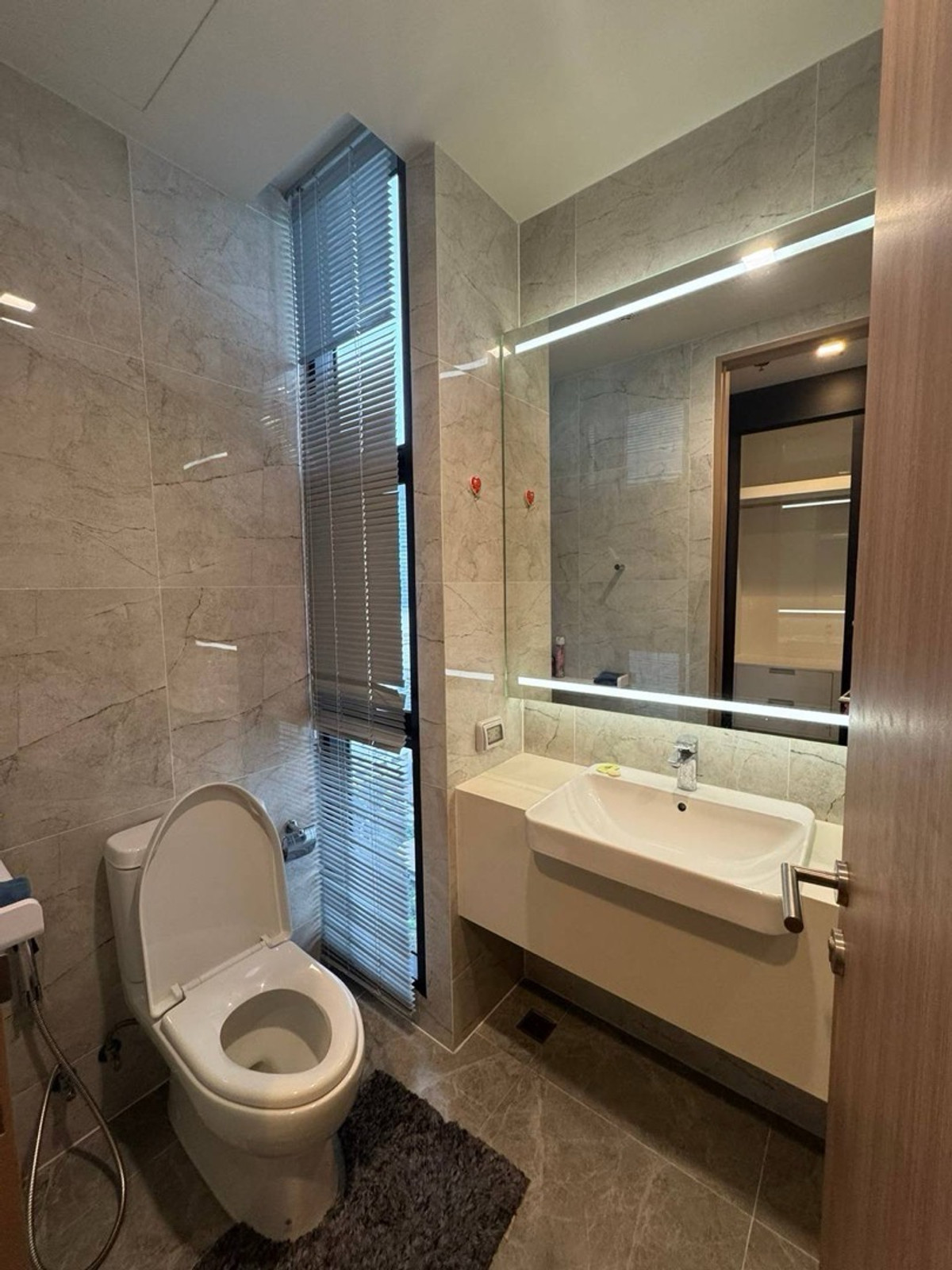 For RentCondoSukhumvit, Asoke, Thonglor : Noble Around Sukhumvit 33 for Rent