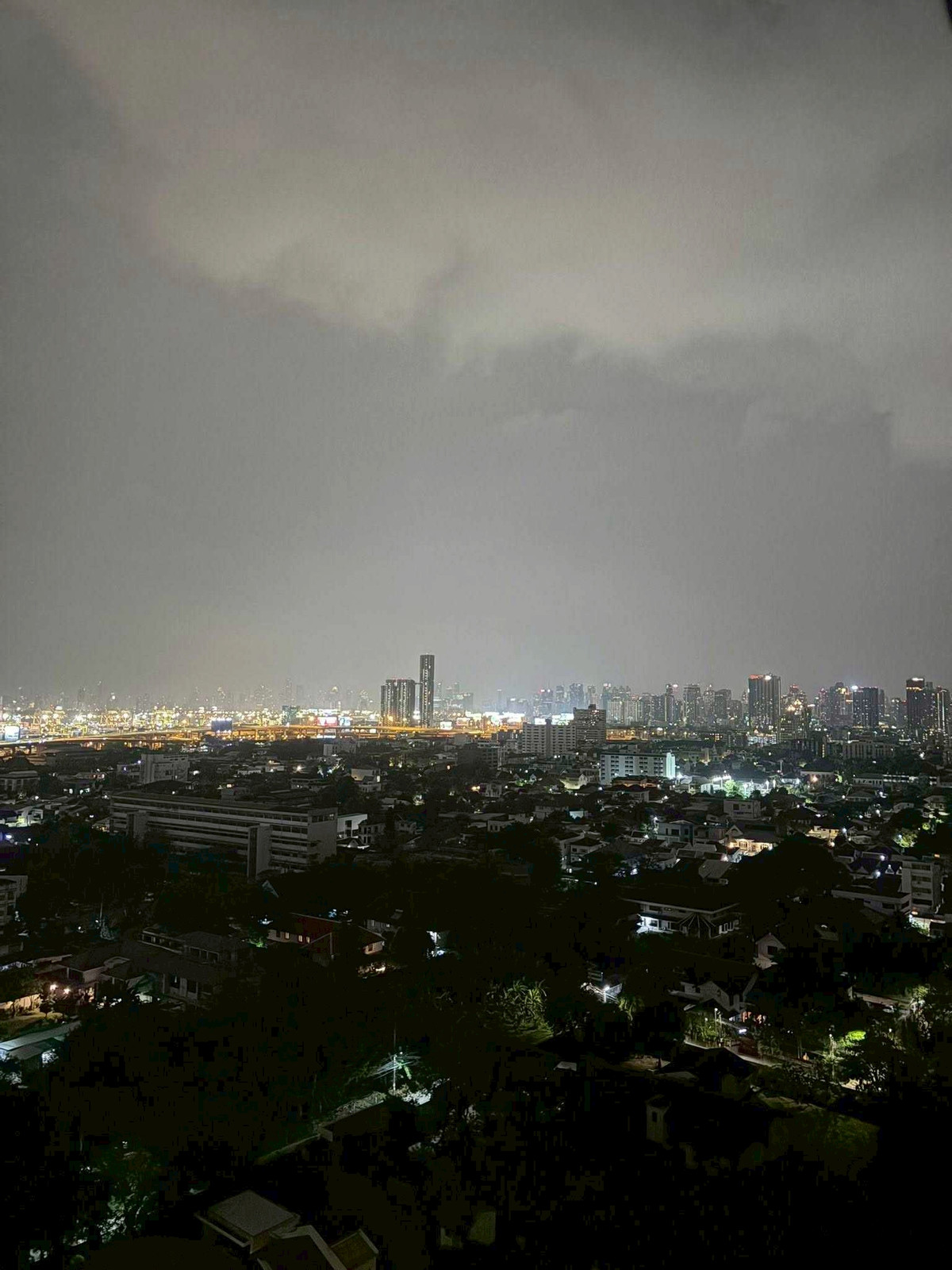 For RentCondoOnnut, Udomsuk : #E215 🎉 260369 Condo for Rent at Life Sukhumvit 62