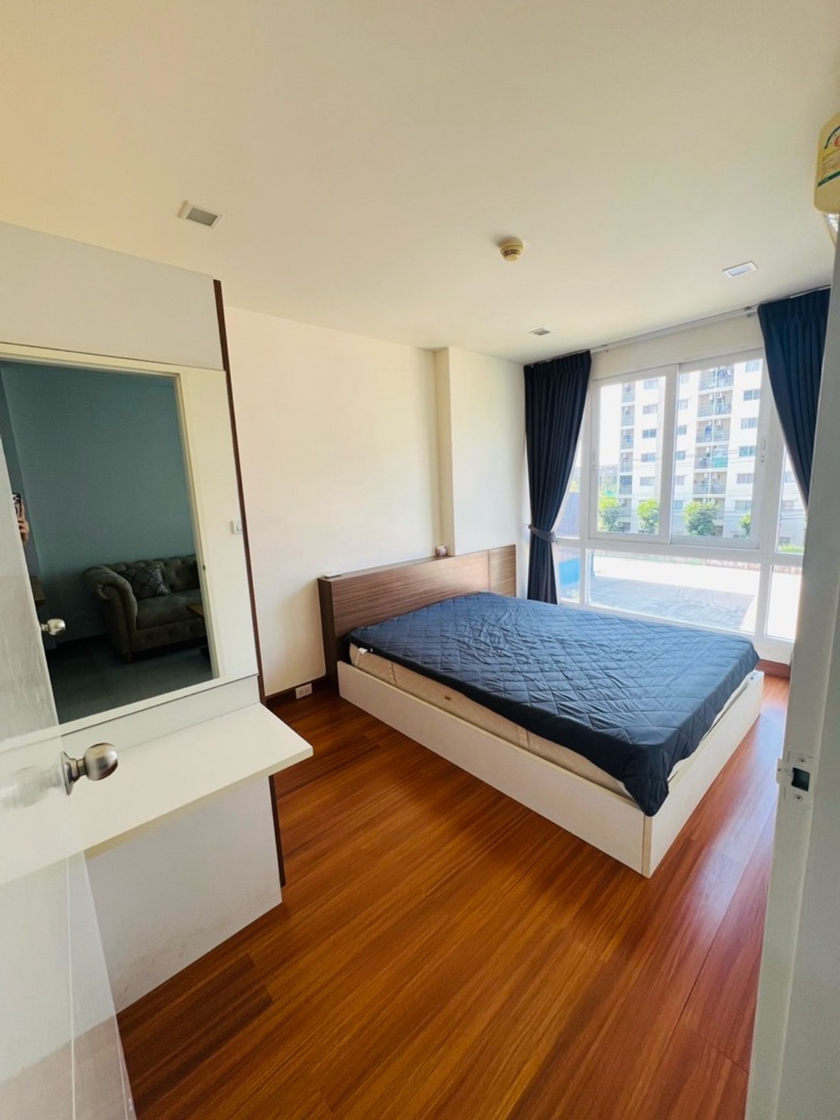 For RentCondoLadkrabang, Suwannaphum Airport : Condo for rent, Airlink Romklao Suvarnabhumi, 1 bedroom, ready to move in.