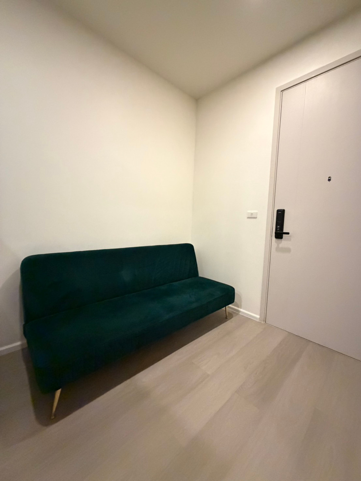 ให้เช่าคอนโดปิ่นเกล้า จรัญสนิทวงศ์ : เช่า 1 ห้องนอน 1 ห้องน้ำ เดอ ลาพีส จรัญ 81 | De Lapis Charan 81