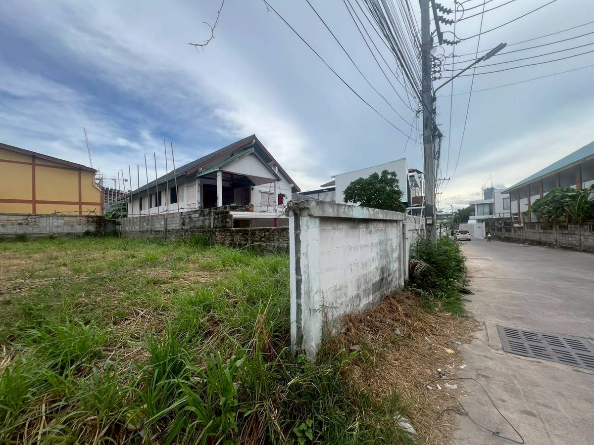 ขายที่ดินพัทยา บางแสน ชลบุรี สัตหีบ : ขายด่วนที่ดินพัทยา บางละมุง ชลบุรี