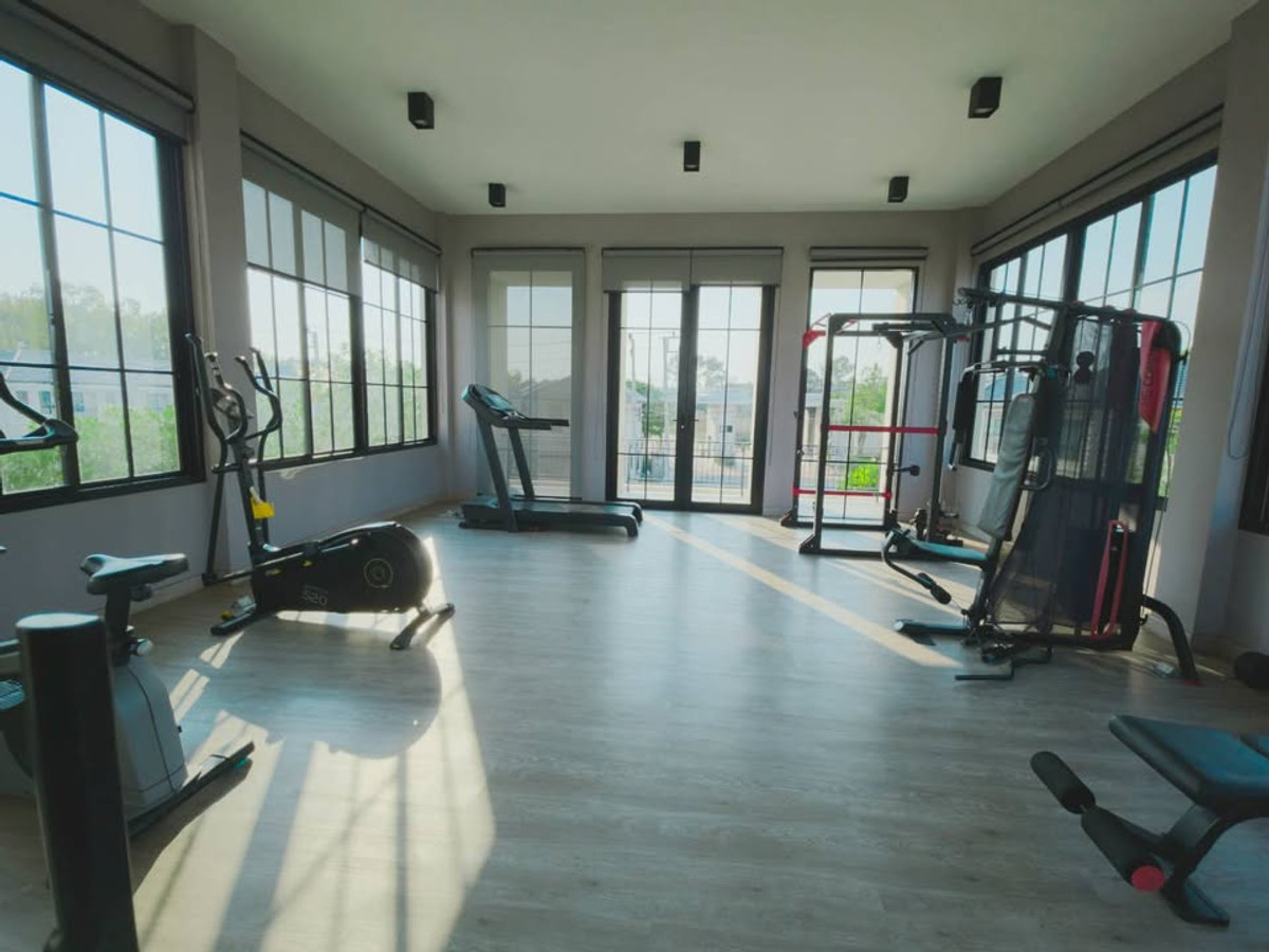 ขายทาวน์โฮมขอนแก่น : ทาวน์โฮม 2 ชั้น พฤกษา แอร์พอร์ต แต่งสวย ใกล้สนามบินขอนแก่น เฟอร์ครบ หิ้วกระเป๋าเข้าอยู่ได้เลย