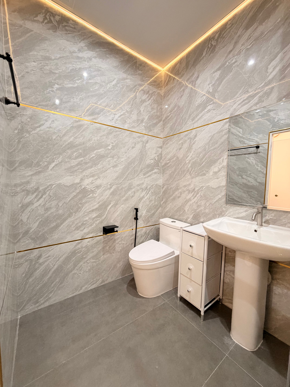 For RentCondoVipawadee, Don Mueang, Lak Si : Muji style condo Near Don Mueang Airport, free WiFi