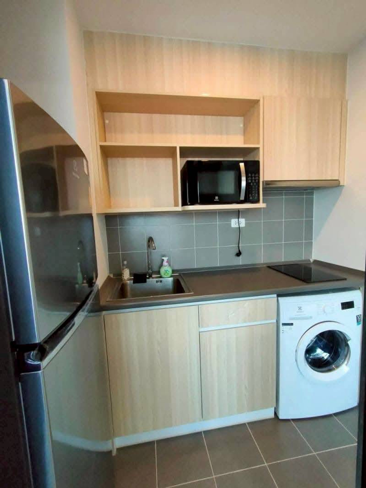 ให้เช่าคอนโดบางนา แบริ่ง ลาซาล : ✅ IDO2137 ✅ Line : @p2nproperty