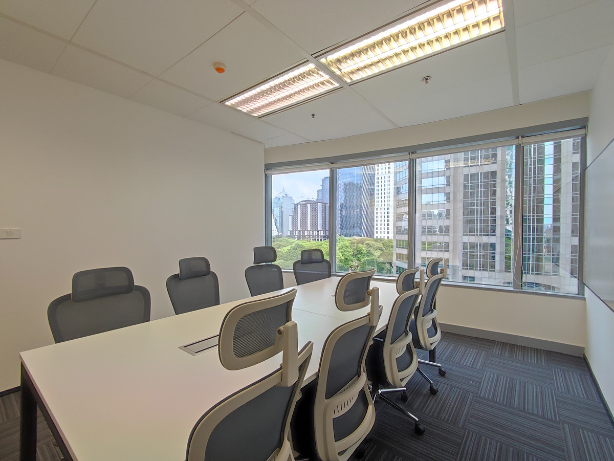 For RentOfficeWitthayu, Chidlom, Langsuan, Ploenchit : Office for rent, Ploenchit (Office For Rent), Capital Tower All Seasons Place building, office space size 100 - 1,300 square meters, price 990 baht/sq m, near BTS Ploenchit, Wireless Road, Lumpini, Chidlom, Pathumwan, Lang Suan 
 
