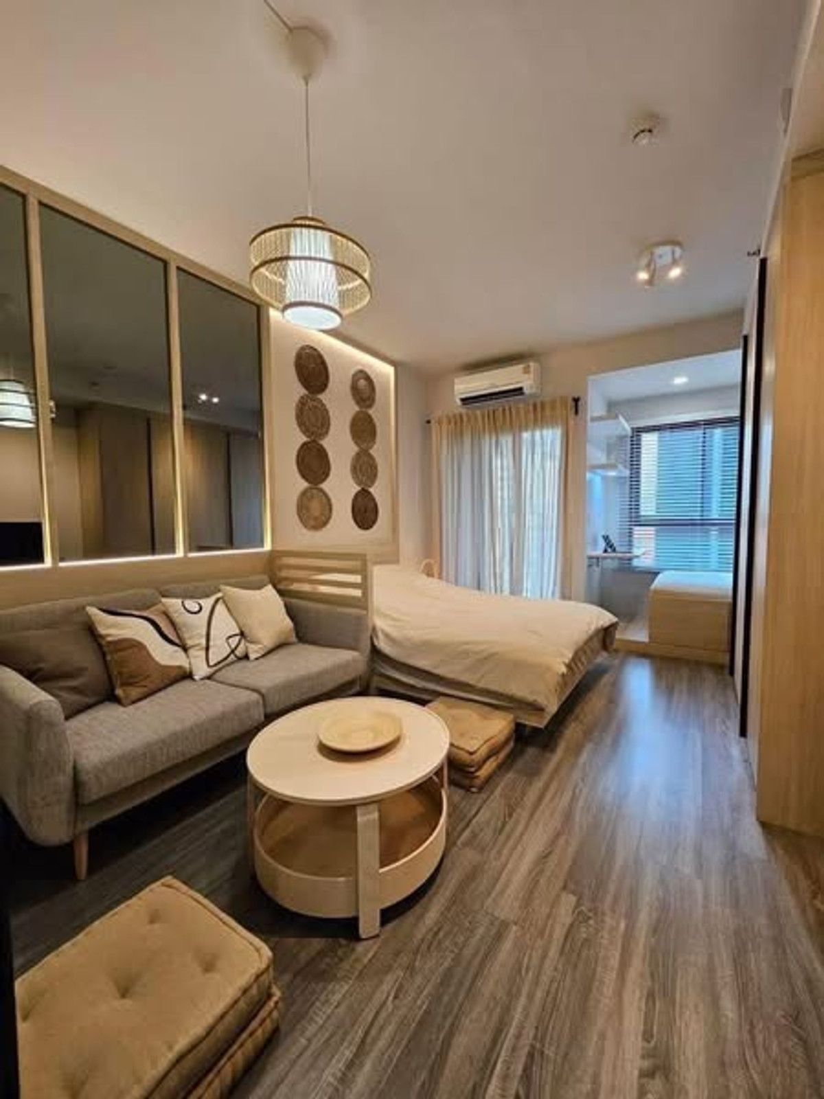 For RentCondoSiam Paragon ,Chulalongkorn,Samyan : Ideo Chula Samyan【𝐒𝐄𝐋𝐋 & 𝐑𝐄𝐍𝐓】🔥Beautifully decorated, minimalist room with full furnishings. Complete amenities. Close to Samyan Mitrtown.🔥 Contact Line ID: @hacondo