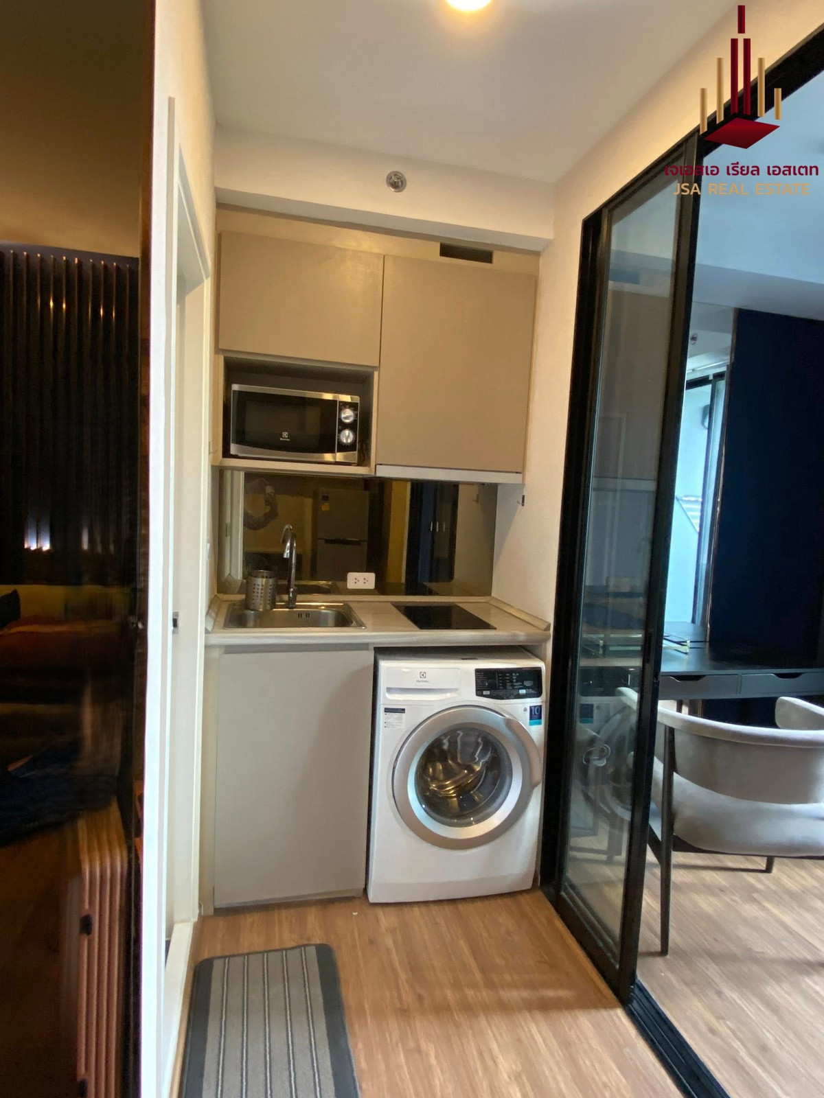 ให้เช่าคอนโดมีนบุรี-ร่มเกล้า : ✨ For Rent: The Origin Ram 209 Interchange Condo ✨  💰 Only 13,000 THB/month