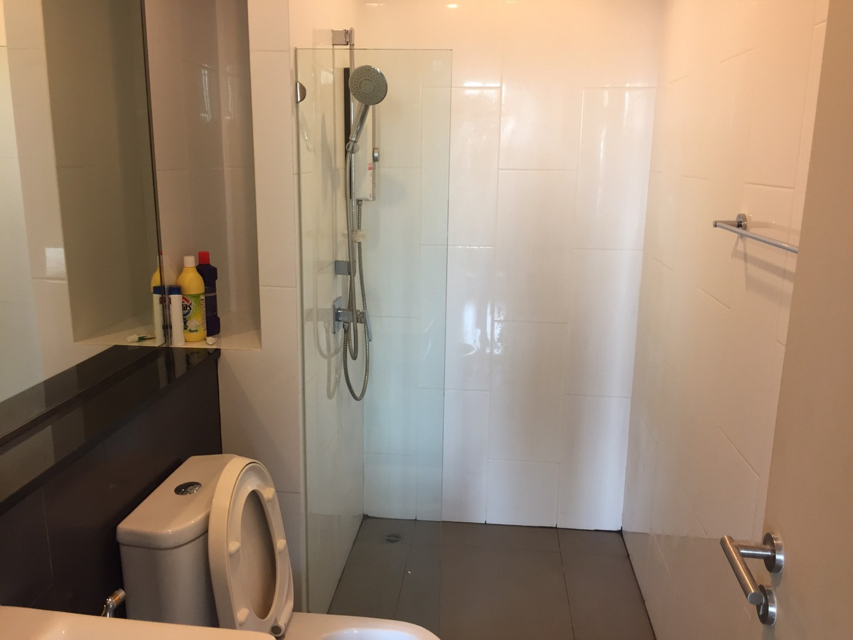 ขายคอนโดบางนา แบริ่ง ลาซาล : ปล่อยขายห้องคอนโด The Gallery ชั้นที่ 16 ขนาด 29.64 ตรม. ใกล้ BTS แบริ่ง