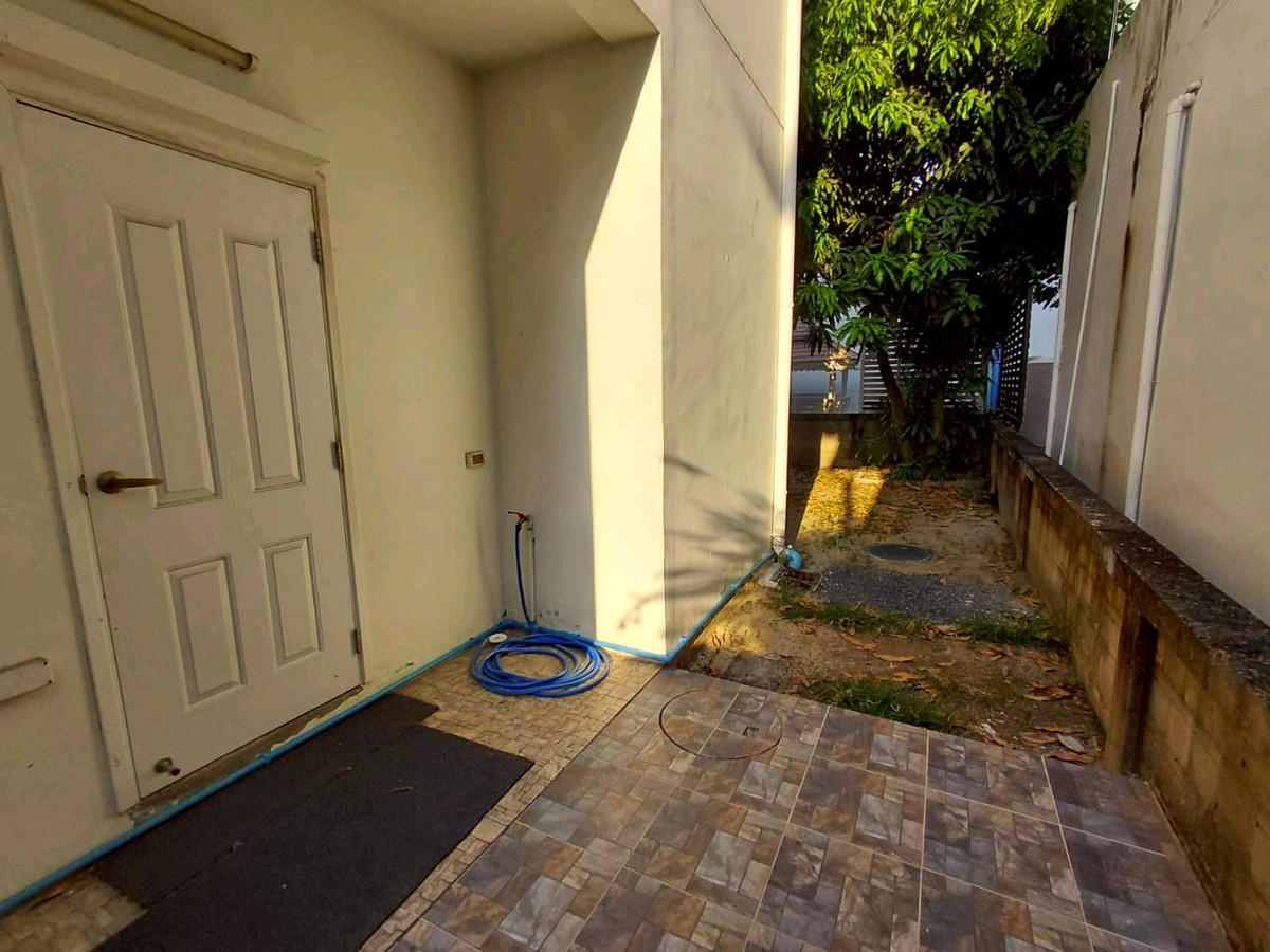 ให้เช่าบ้านนวมินทร์ รามอินทรา : 🏡 ให้เช่า โกลเด้นท์ เพรสทีช สุขาภิบาล5 พร้อมเข้าอยู่