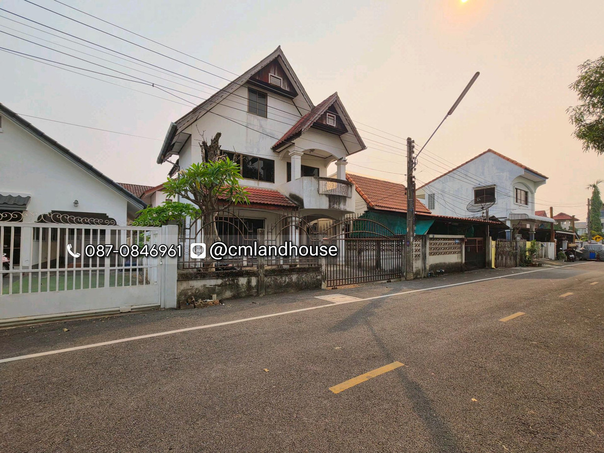 ขายบ้านเชียงใหม่ : ถูกกว่าคุ้มกว่าคอนโด! บ้านวรุณนิเวศน์ ต.แม่เหียะ อ.เมือง ใกล้แยกแม่เหียะ บิ๊กซี แม็คโคร IKEA 2 กม. ใกล้เซ็นทรัลแอร์พอร์ต 4 กม. ใกล้สนามบิน 5 กม. (ขายตามสภาพต้องปรับปรุง)