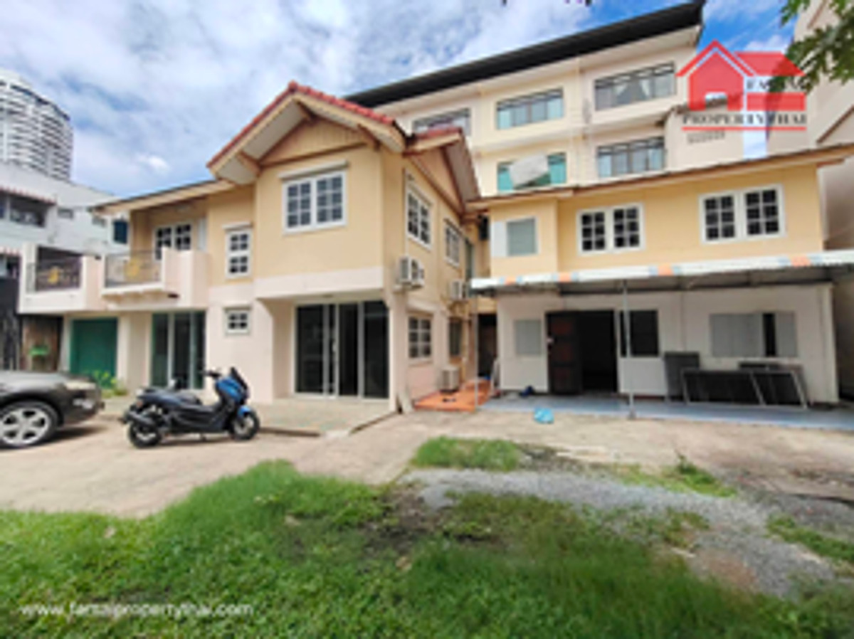 For RentHouseOnnut, Udomsuk : 2-storey detached house for rent, area 120 square meters, 4 bedrooms, 4 bathrooms, air conditioning, fully furnished, Sukhumvit Road 103, Soi Udomsuk, near Central Bangna, rental price 28,000 baht/month ( I want to work with you for a long time. 081-732-9