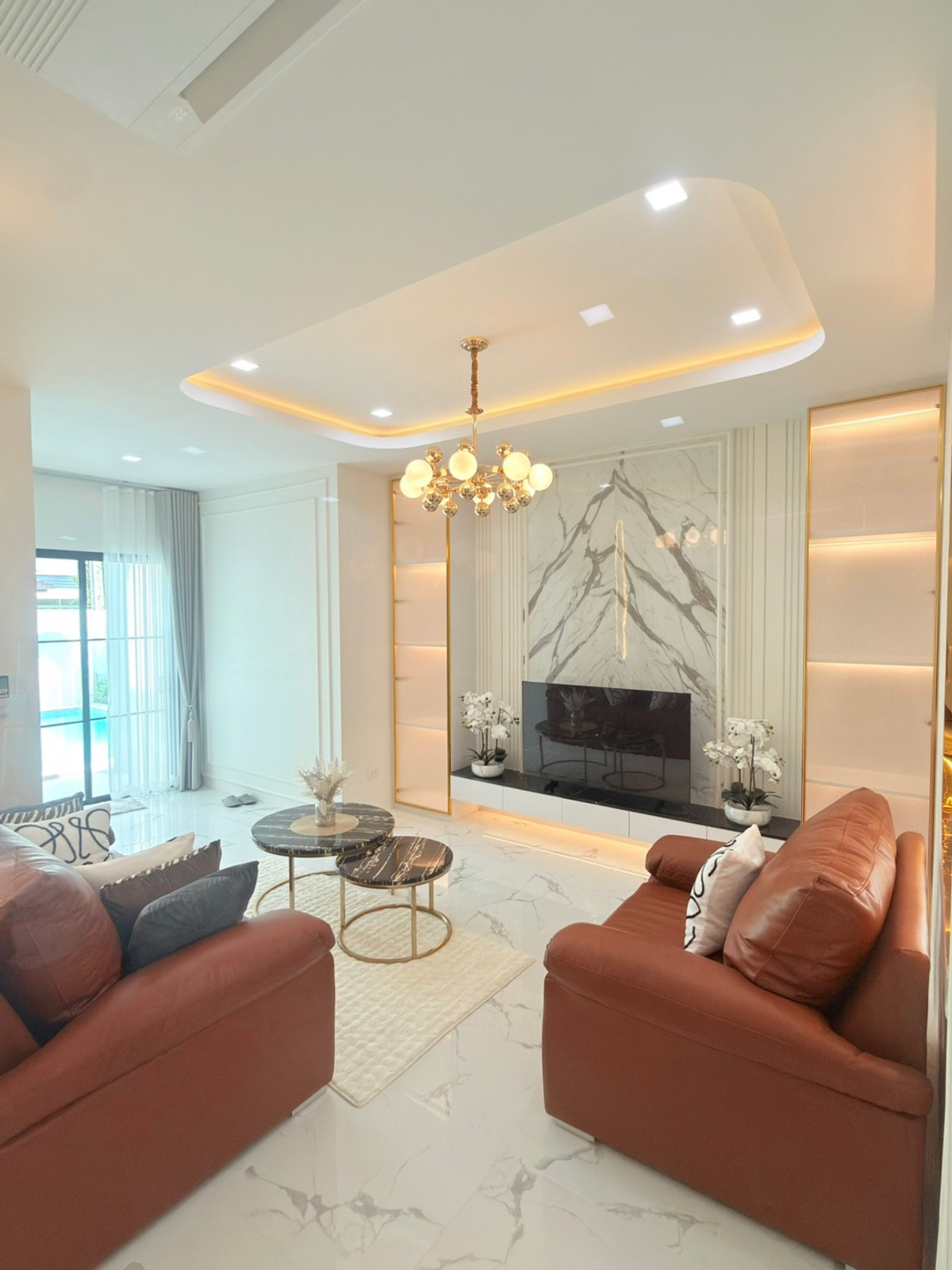 ขายพัทยา บางแสน ชลบุรี สัตหีบ : ขาย บ้านพูลวิลล่าหรู ใกล้หาดจอมเทียนเพียง 5 นาที