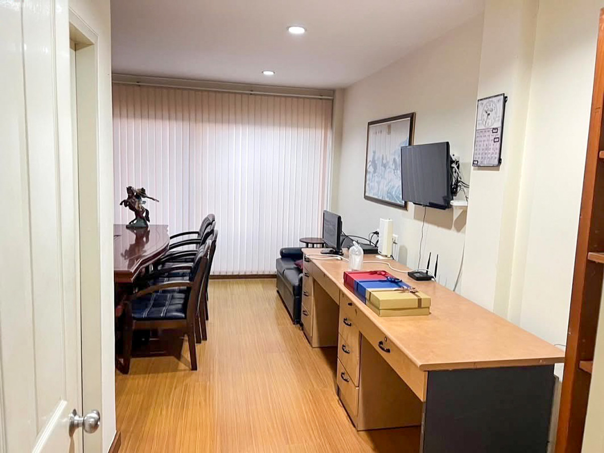 For SaleHousePattanakan, Srinakarin : Biztown Srinakarin / 5 Bedrooms (For Sale), Biztown Srinakarin / 5 Bedrooms (FOR SALE) GNG053