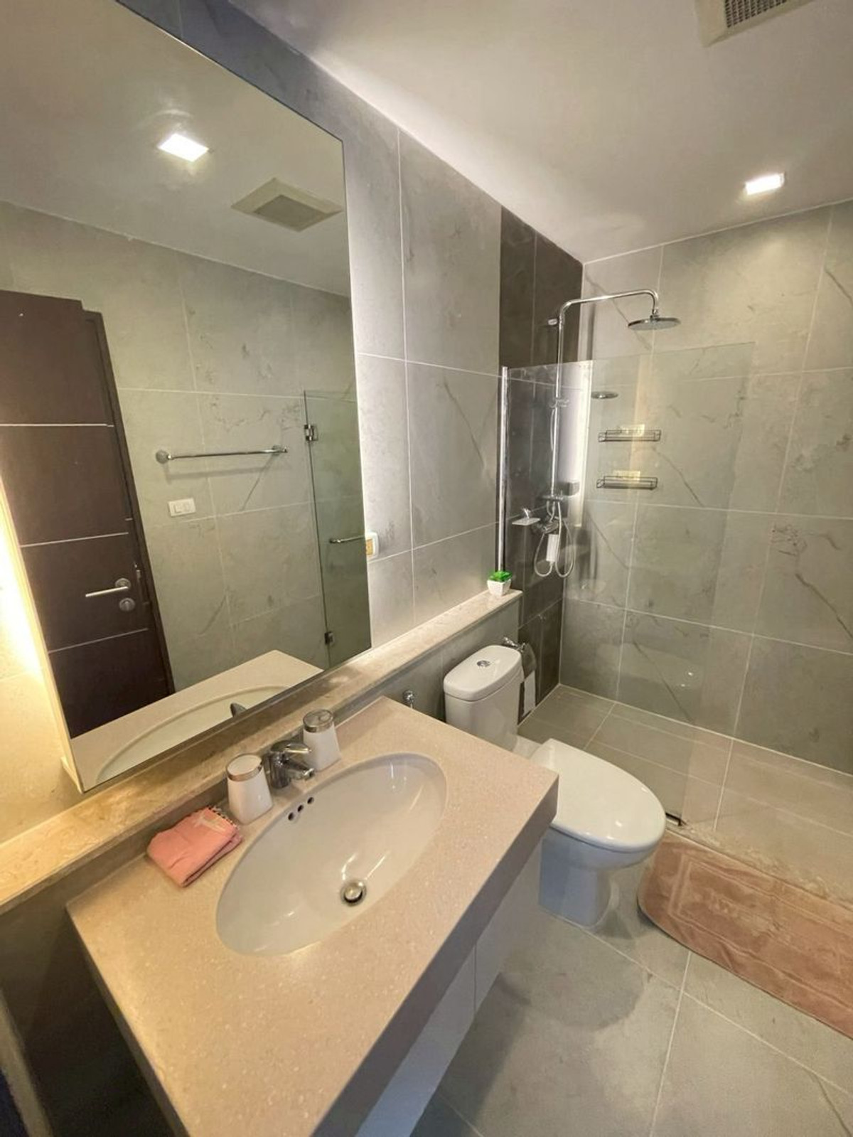 For RentCondoChiang Mai : 📍 Condo for Rent – Astar Chiang Mai (Chang Klan) Beautiful view | Quiet room | Near Regina School