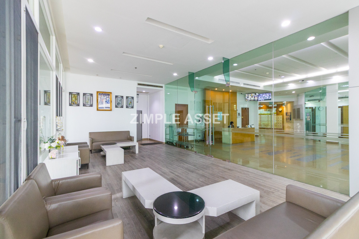 For RentSukhumvit, Asoke, Thonglor : Line ID: @zimple_asset Luxury aprtment in center of sukhumvit. Offering premium facilities for an elevated living experience. Surrounded by leading shopping malls in a prime location.