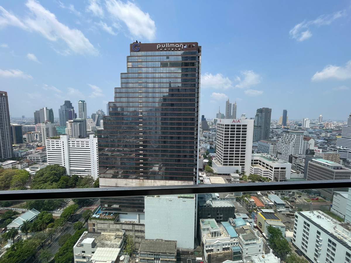 ขายคอนโดสีลม ศาลาแดง บางรัก : [THE PEAK OF SILOM] ASHTON SILOM – Rare 2BR Unit | ชั้น 32 วิวขอบฟ้า ประสบการณ์อยู่คอนโดที่เหมือนอยู่บ้าน 