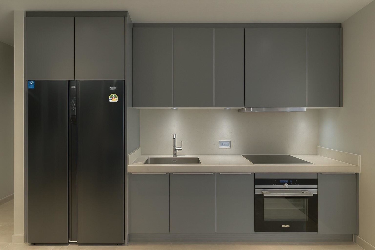 ให้เช่าคอนโดสุขุมวิท อโศก ทองหล่อ : Modern Condo  for Rent Thonglor | Pet-Friendly Best Value | Near BTS Thonglor | 130,000 THB | บ้านโมเดิร์นให้เช่า ทองหล่อ คุ้มค่า เลี้ยงสัตว์ได้ ใกล้ BTS ทองหล่อ ⸻LTH14768