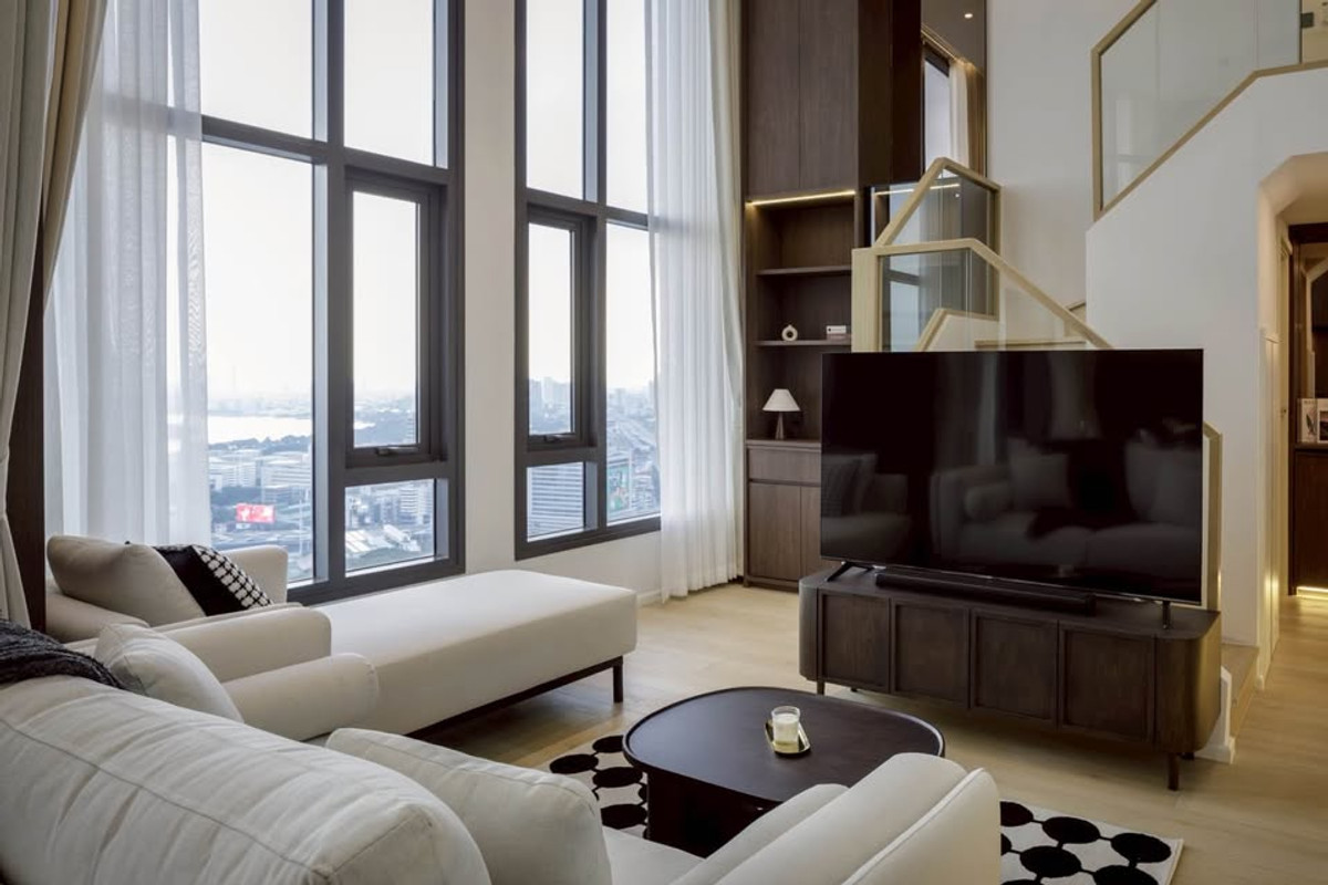 For RentCondoKhlongtoei, Kluaynamthai : ⭐️ Life Rama 4 - Asoke ⭐️ Luxury room 3 Bed 2 Bath fully furnished with high quality materials , Ready to move in