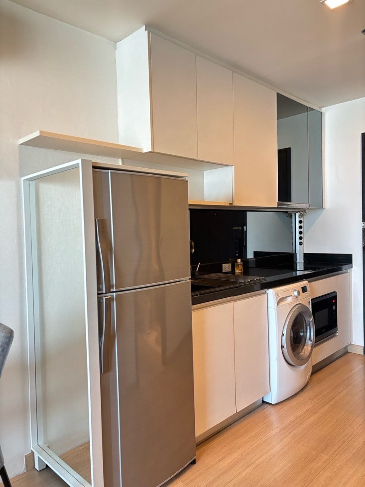 For RentCondoOnnut, Udomsuk : New Luxury Scented Room at Skywalk Residences – Only 22,000 THB/Month! ✨🏙️
รีบเลย ห้องใหม่หอมกลิ่นหรูมาก ที่ Skywalk Residences ใกล้ BTS พระโขนง เดินเพียงไม่กี่นาที 🚆