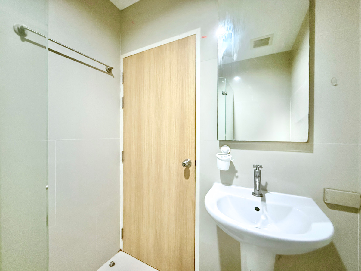 ขายคอนโดลาดพร้าว เซ็นทรัลลาดพร้าว : 🚀 The issara Ladprao - 34ตรม. สตูดิโอ ชั้นสูง ทิศใต้ 092-545-6151 (ทีม)