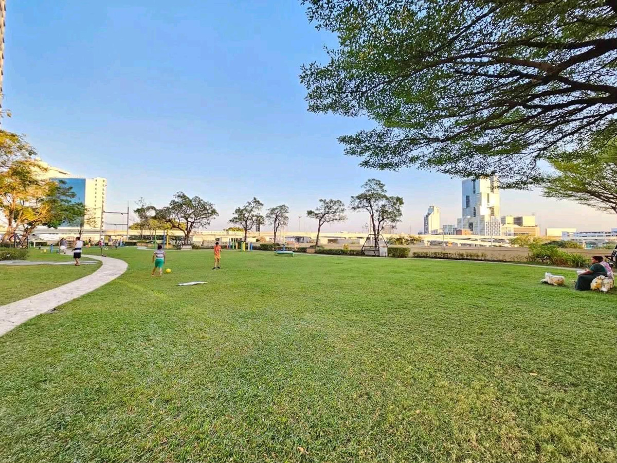 For RentCondoPattanakan, Srinakarin : Supalai Park Srinakarin, beautiful view, spacious room, 1 bedroom, 1 bathroom, 51 sq m.