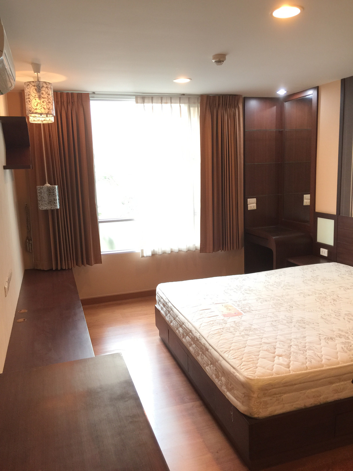 For RentCondoAri,Anusaowaree : For rent, centric scene aree 2, can't find it! 1 bedroom, 48 sq m., large room in Ari area, beautiful layout, price only 21,000.